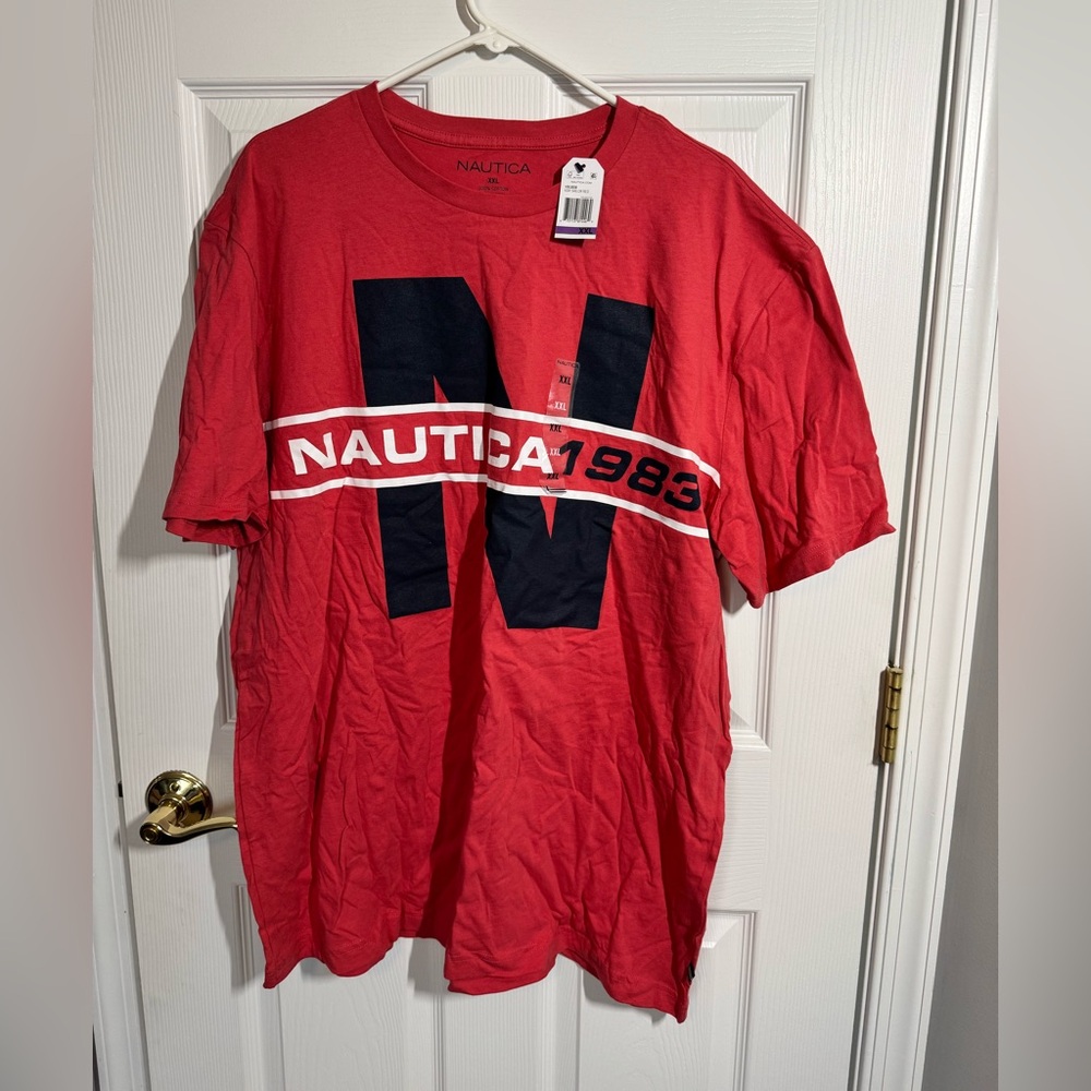 NWT - Men’s Nautica t-shirt